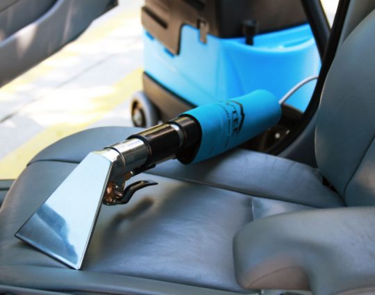 tools and equipment for car detailing